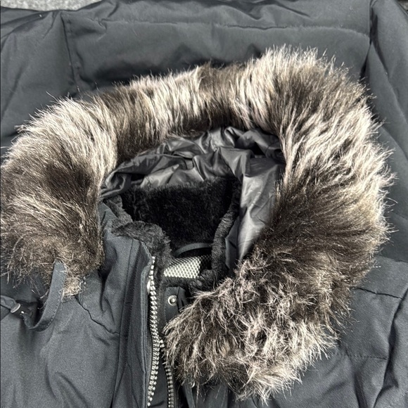 Artic Expedition Black Quilted Puffer Coat with Fur Trim - Picture 5 of 7